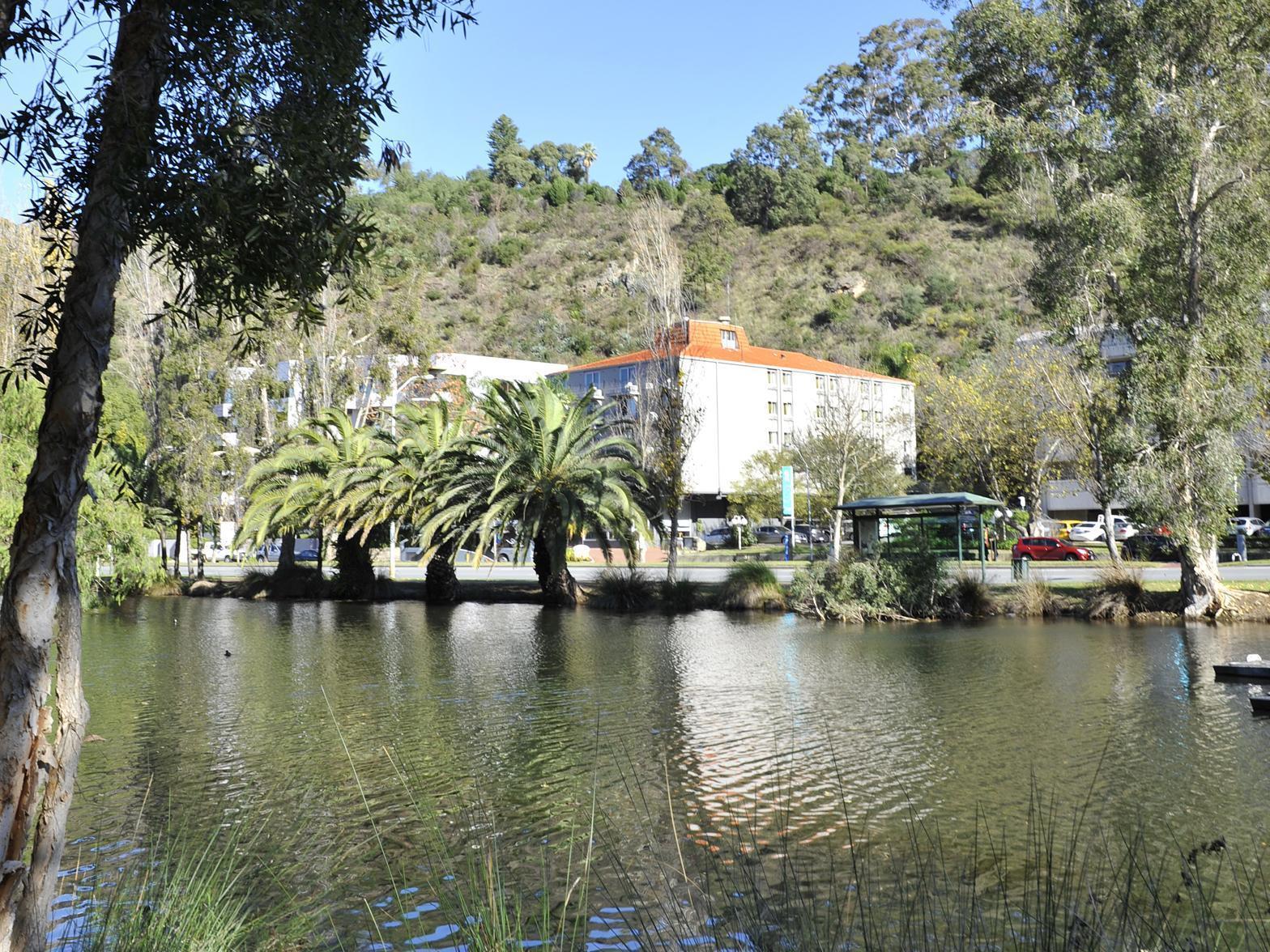Sullivans Hotel Perth Exterior photo